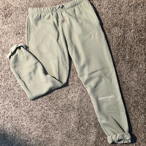 Fear of Gods Essentials Sweatpants
